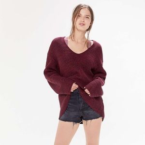 UO Victoria Oversized V-Neck Sweater
